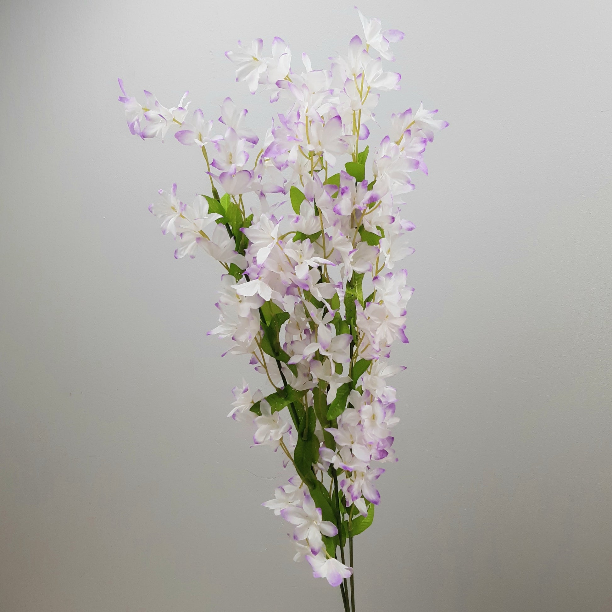 Faux-Periwinkle-Blossom-Lilac-White-67cm-x-3